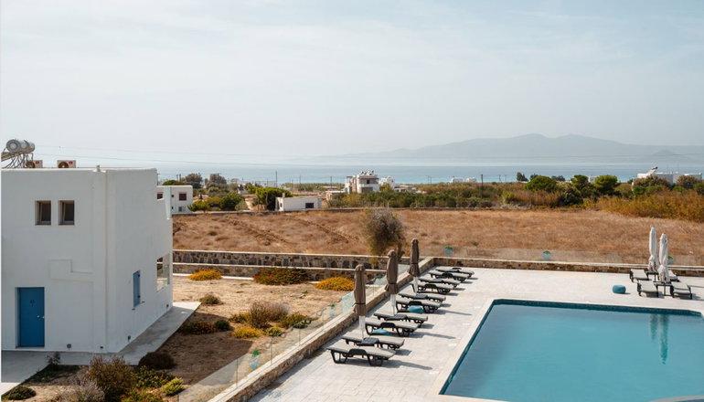 Evripus Suites