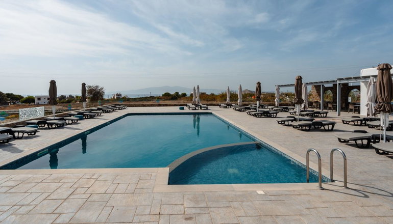 Evripus Suites