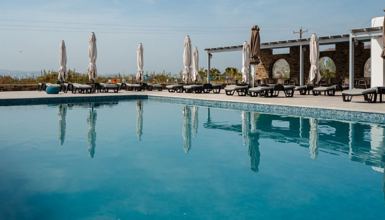 Evripus Suites