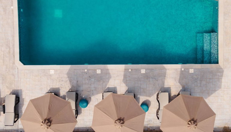 Evripus Suites