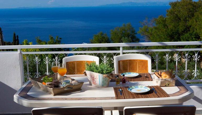 Exanthia Villas