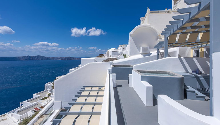 Exclusive Suites Santorini