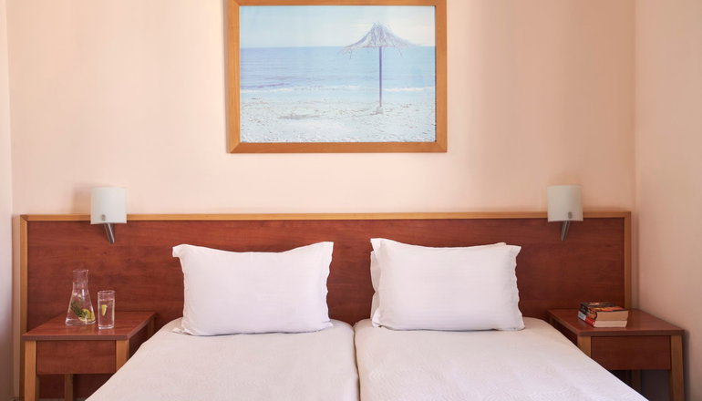 Favie Suzanne Hotel - Χώρα, Τήνος