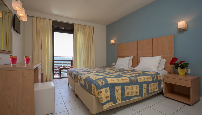 Flisvos Hotel