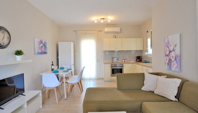 Fotinia Beach House - 1st floor