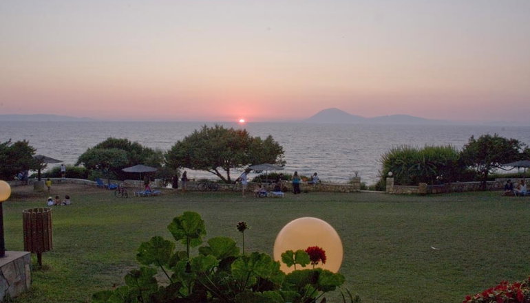 Fournia Village