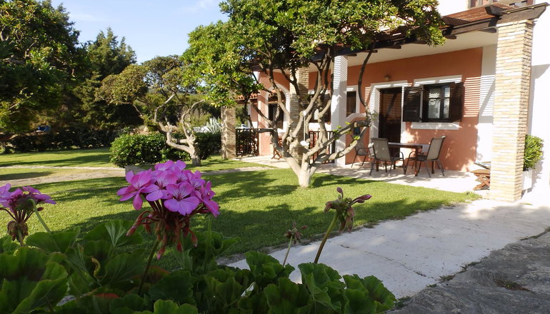 Genari Beach Apartments - Λεβεντοχώρι, Ηλεία