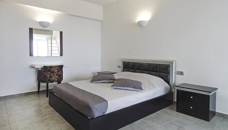 Gianna Suites - Φηρά, Σαντορίνη