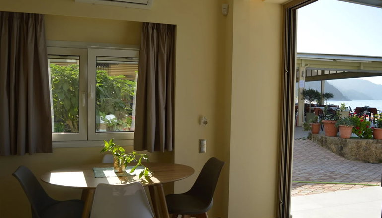 Glyfada Beach Hotel
