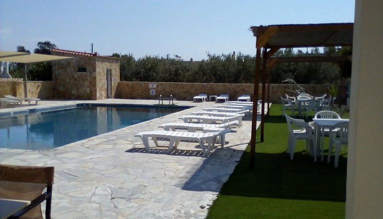 Golden Beach Hotel
