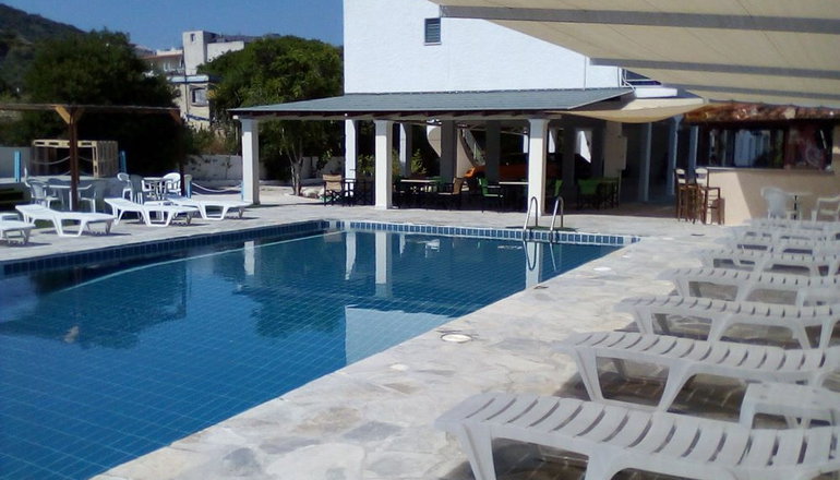 Golden Beach Hotel