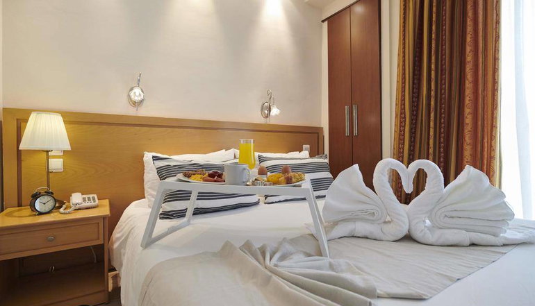 Golden City Hotel