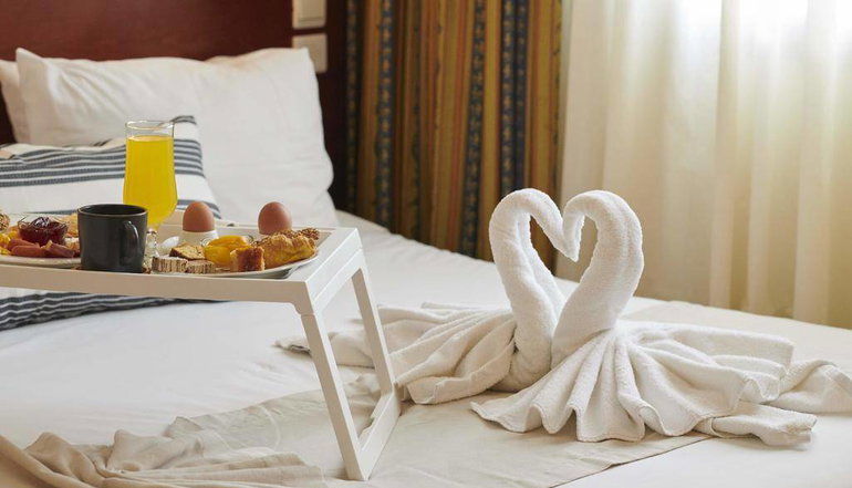 Golden City Hotel