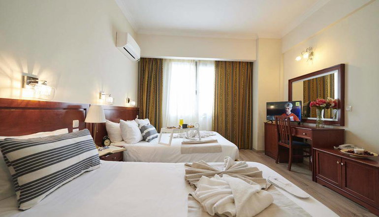 Golden City Hotel