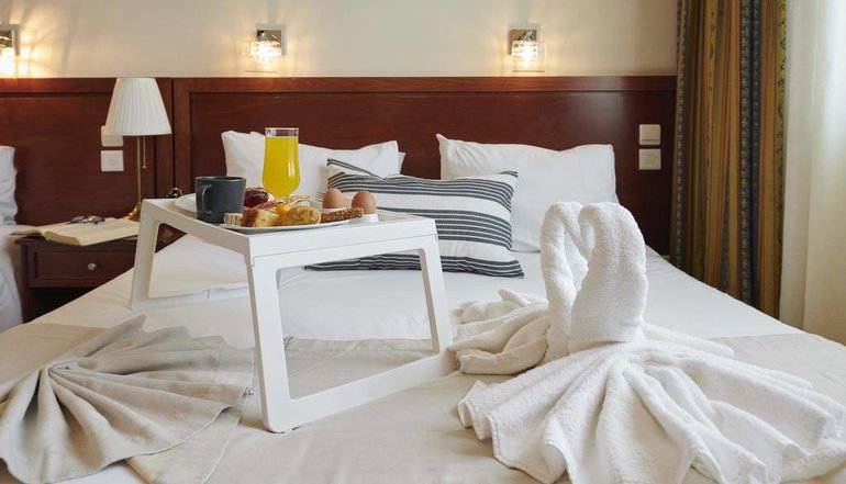 Golden City Hotel