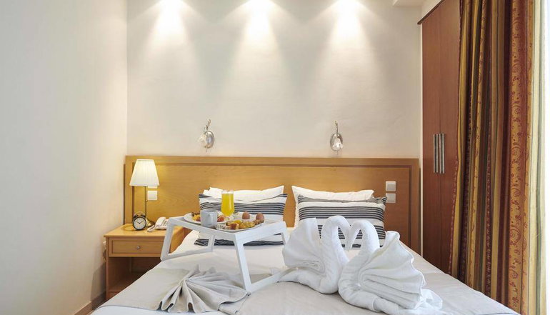 Golden City Hotel