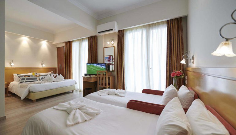 Golden City Hotel