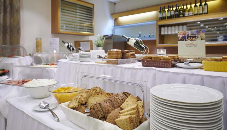 Golden City Hotel