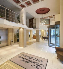 Golden City Hotel