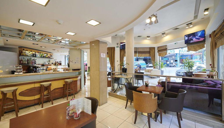 Golden City Hotel