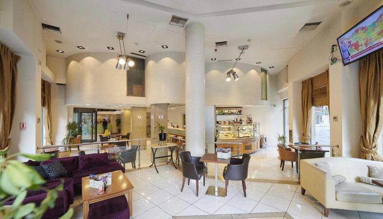 Golden City Hotel