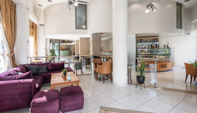 Golden City Hotel