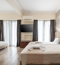 Golden City Hotel
