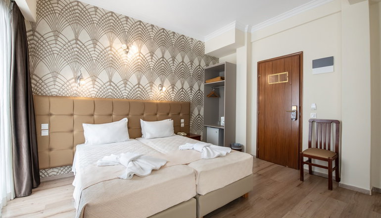 Golden City Hotel