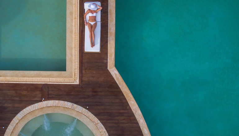 4* Golden Milos Beach Hotel