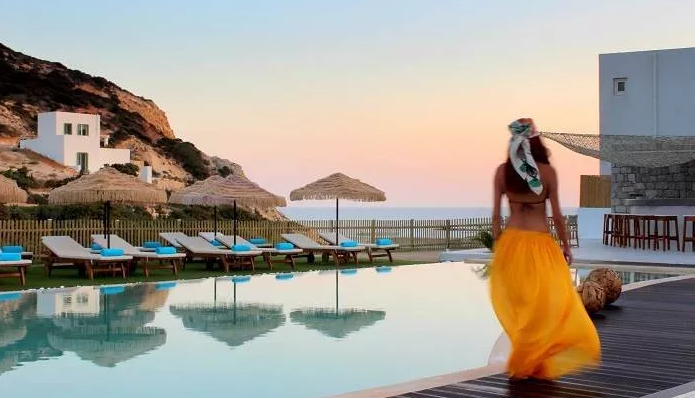 4* Golden Milos Beach Hotel