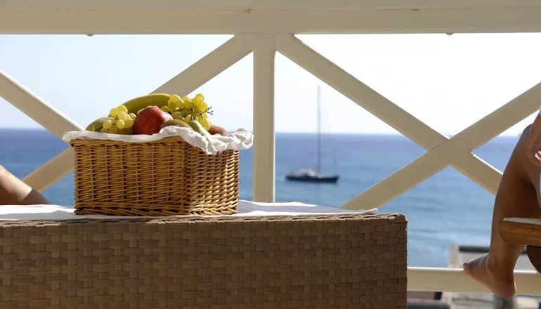 4* Golden Milos Beach Hotel