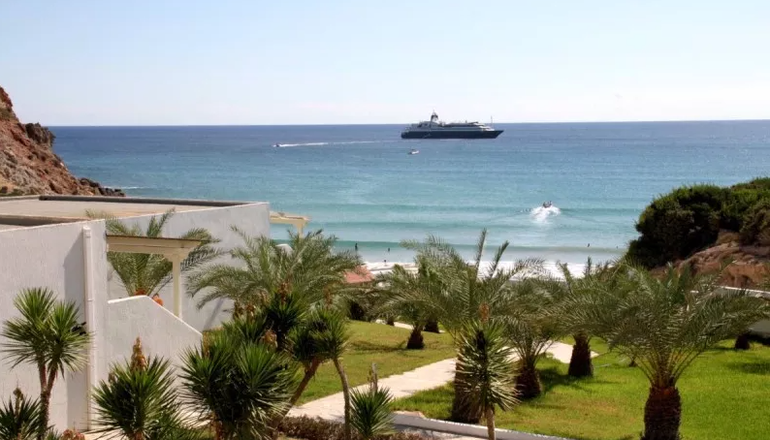 4* Golden Milos Beach Hotel