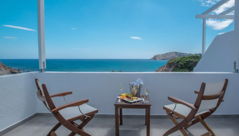 4* Golden Milos Beach Hotel