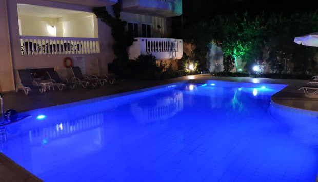 Golden Rose Suites