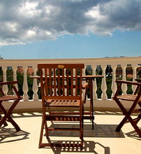 Golden Rose Suites