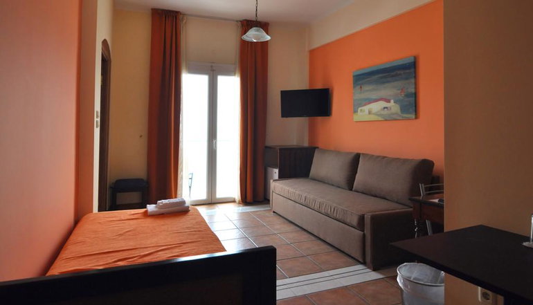Golden View Beach Hotel