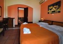 Golden View Beach Hotel