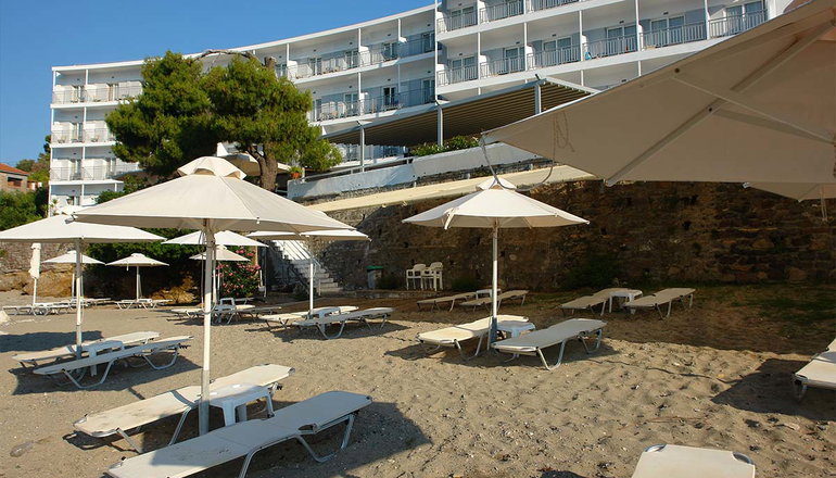 Golden View Beach Hotel