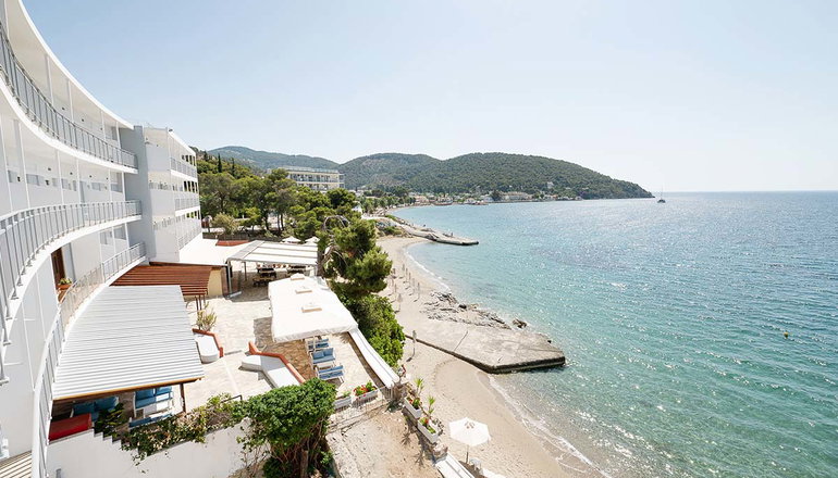 Golden View Beach Hotel