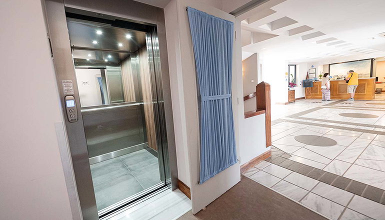 Golden View Beach Hotel