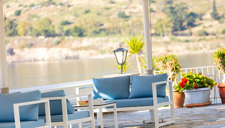 Golden View Beach Hotel