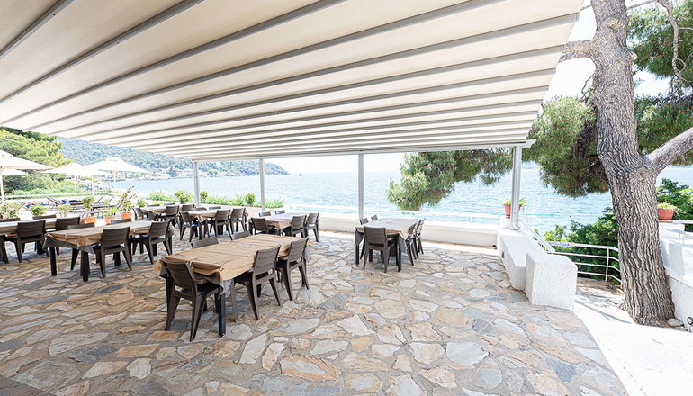 Golden View Beach Hotel