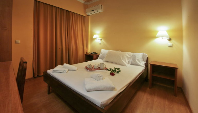 Grand Hotel Loutraki