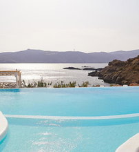 Mykonos Lolita, A Grecotel Resort to Live