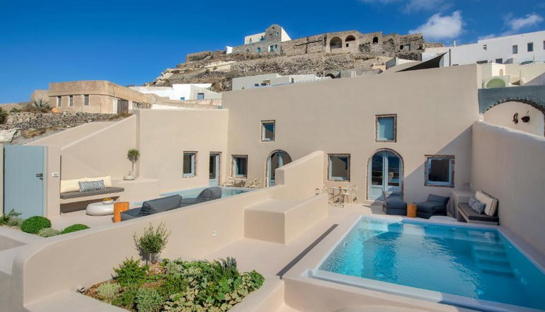 Halcyon Days Luxury Suites