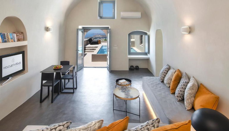 Halcyon Days Luxury Suites