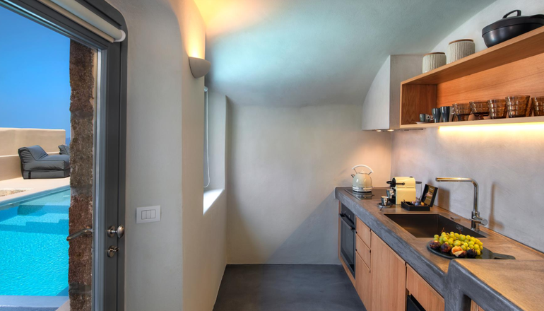 Halcyon Days Luxury Suites