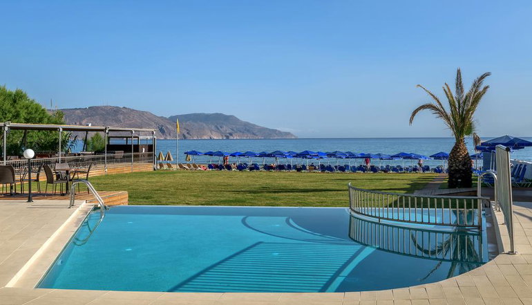 4* Happy Days Hotel