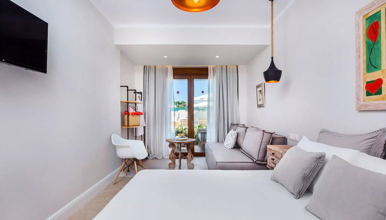 Hesperides Hotel