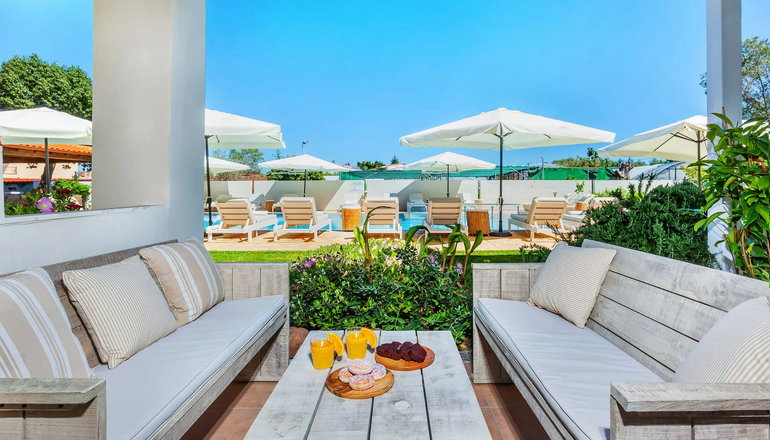 Hesperides Hotel